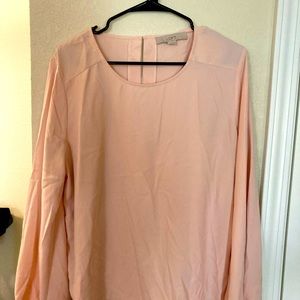 Cute Med blouse from the Loft. Barely worn
